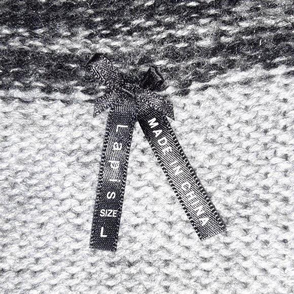 Small, Long Knit Sweater * Check Measurements * Grey * Like New * Tall, Med, Reg - Picture 6 of 14